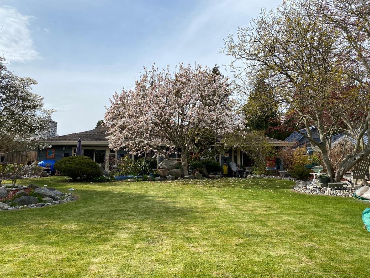 Villa Xanadu 世外桃源 Tsawwassen Exterior foto